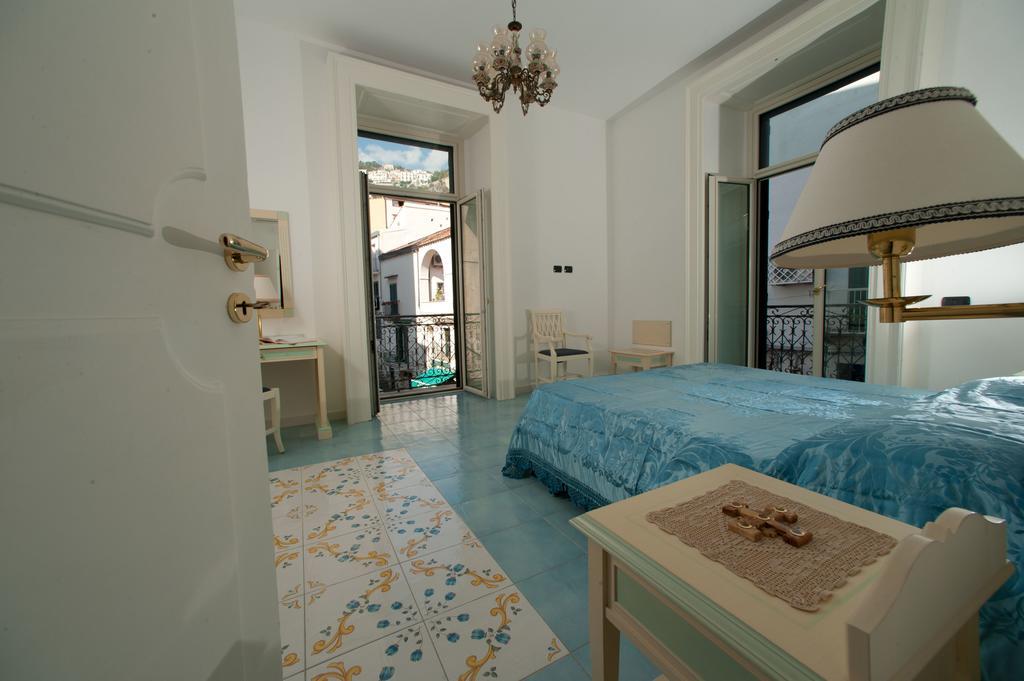 Palazzo Della Monica Apartment Vietri Luaran gambar